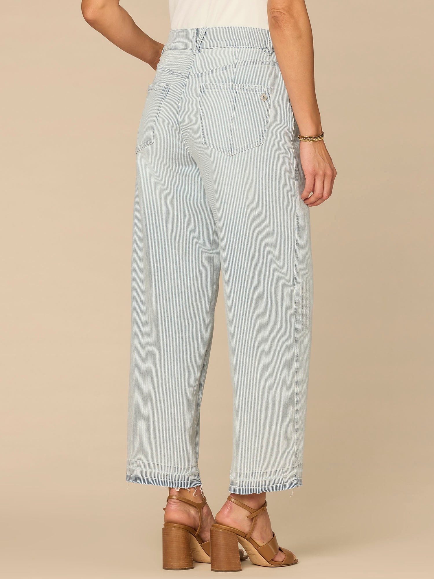 "Ab"solution® Skyrise Release Hem Relaxed Barrel Leg Jeans