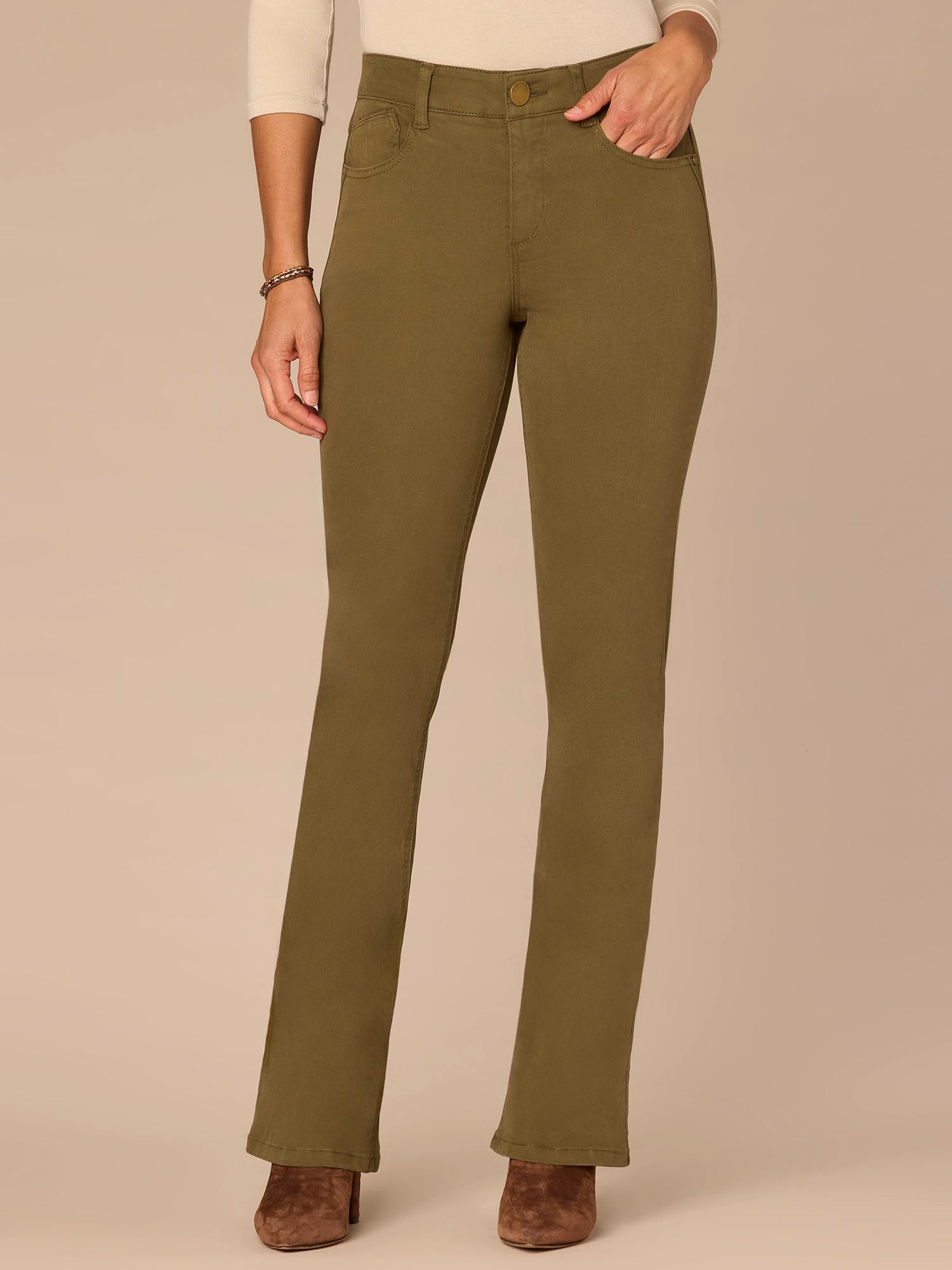 "Ab"solution Mid-Rise Itty Bitty Boot Woven Pants