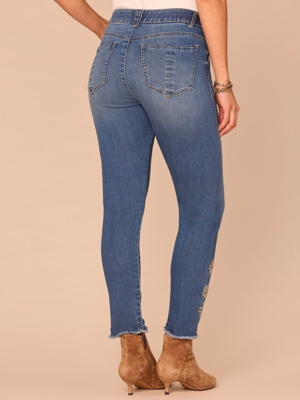 "Ab"solution® High Rise Seamless Floral Embroidered Ankle Skimmer Jean