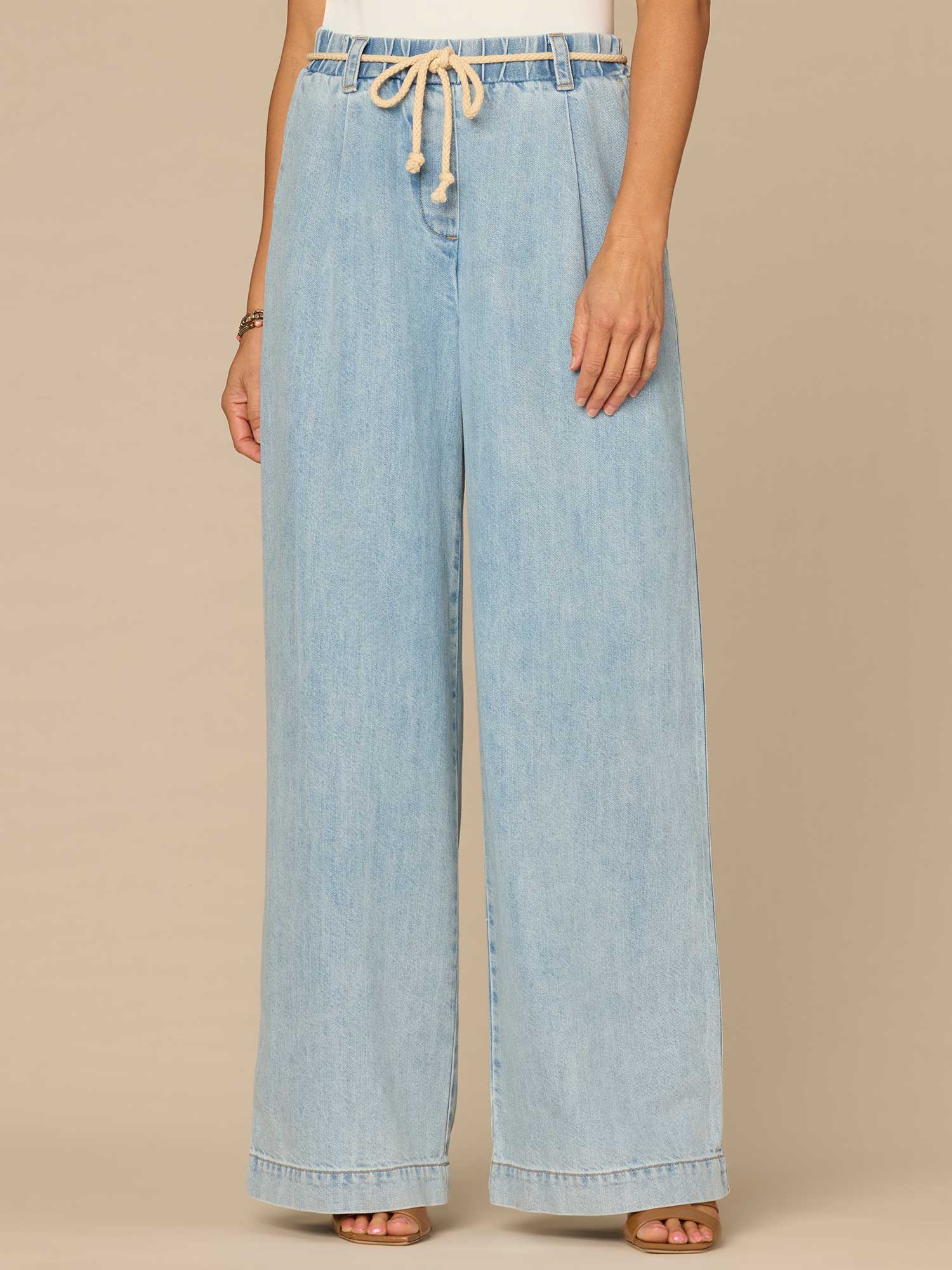 "Ab"leisure Skyrise Pleated Spade Pocket Wide Leg Jeans with Rope Belt