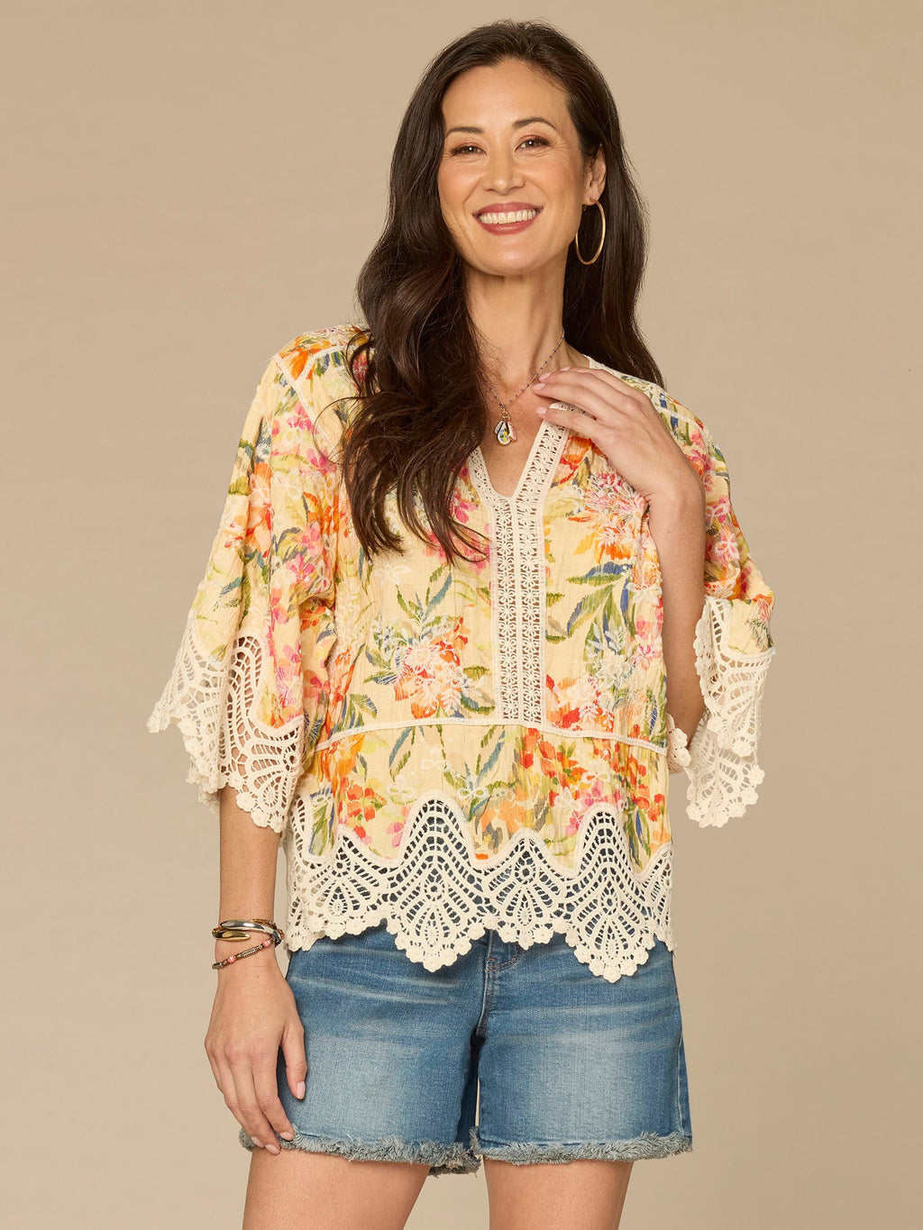 Below Elbow Sleeve V-Notch Neck Scallop Edge Peplum Hem Woven Top
