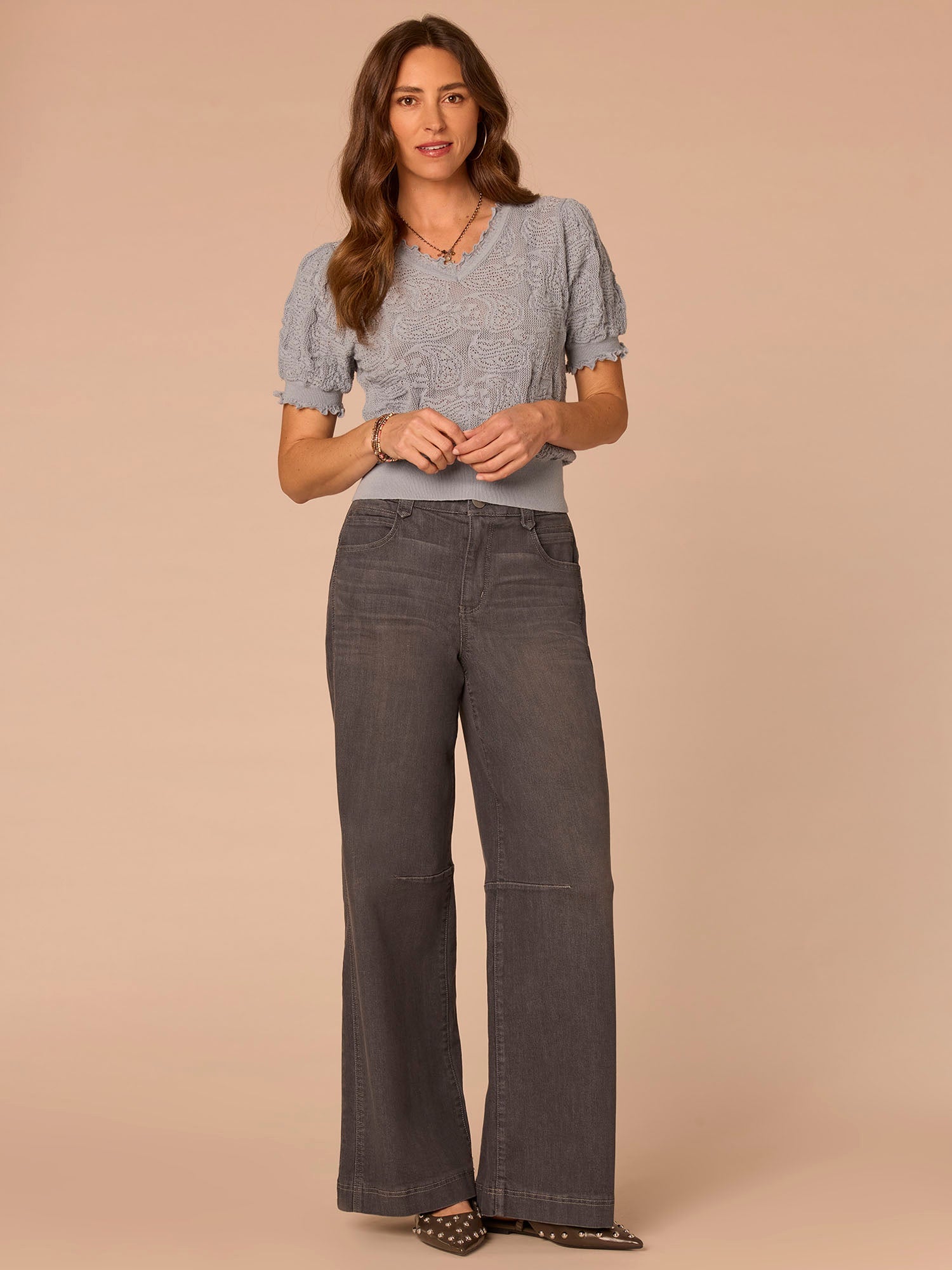 Above Elbow Banded Sleeve Scallop Edge V-Neck Jacquard Sweater