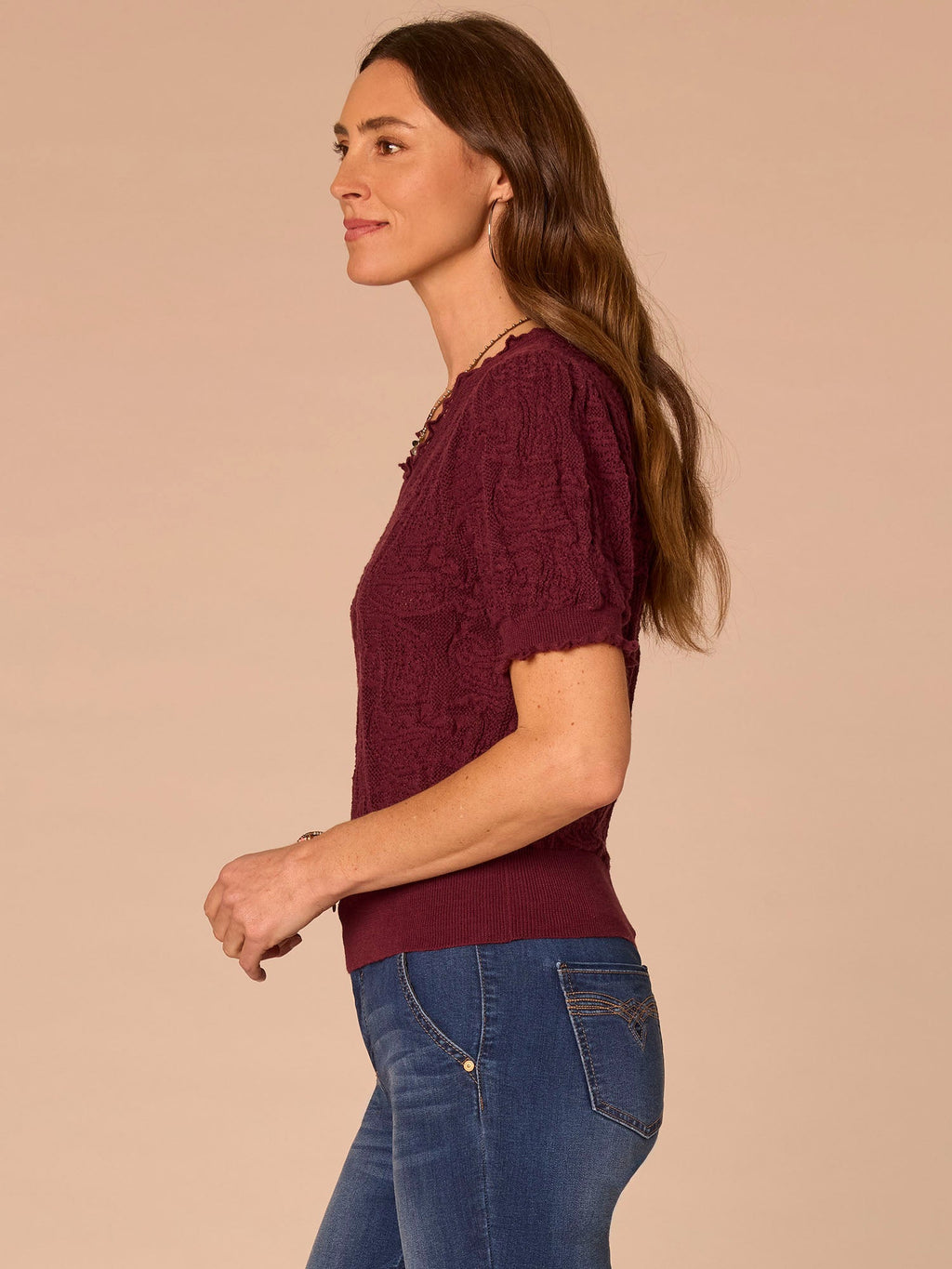 Above Elbow Banded Sleeve Scallop Edge V-Neck Jacquard Sweater