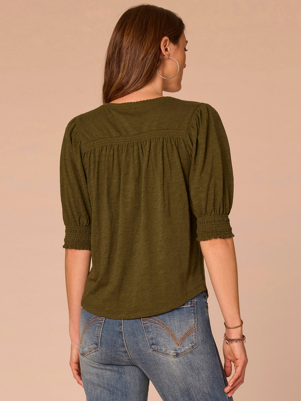 Elbow Blouson Sleeve Scallop V-Neck Smocked Knit Top