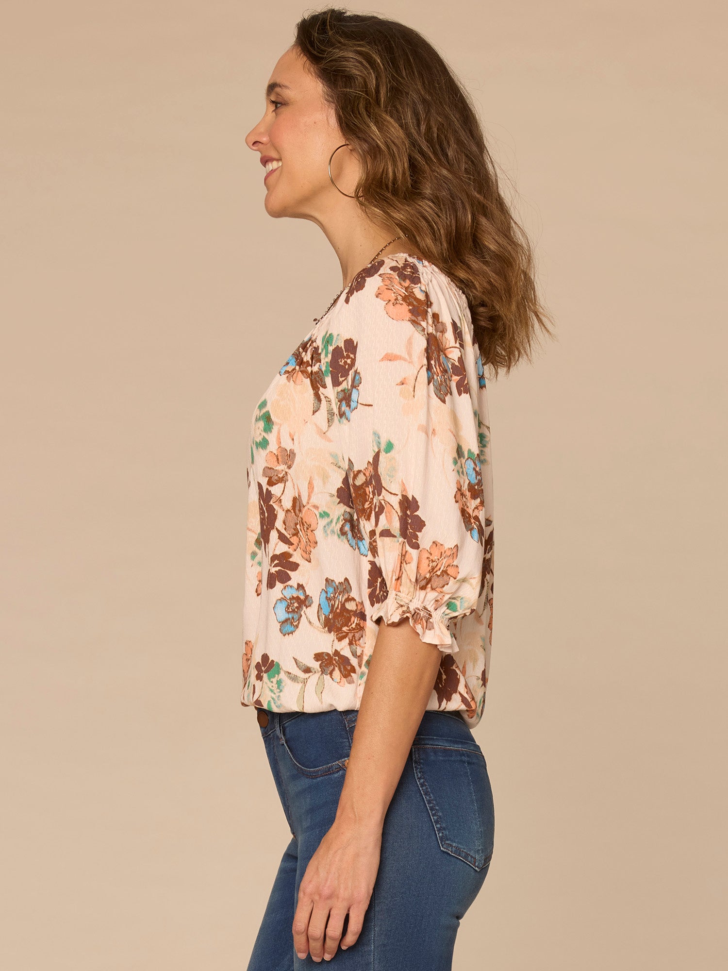 Elbow Blouson Sleeve Scoop Neck Bubble Hem Floral Print Woven Top