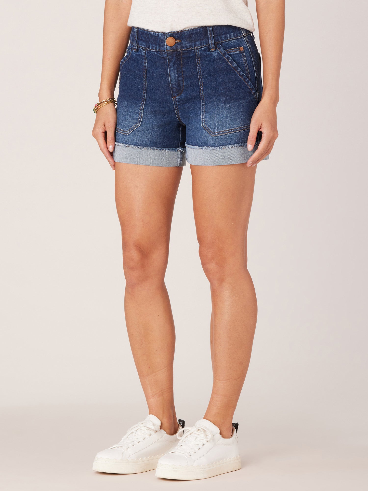 "Ab"solution High Rise Short with 4.5" Inseam