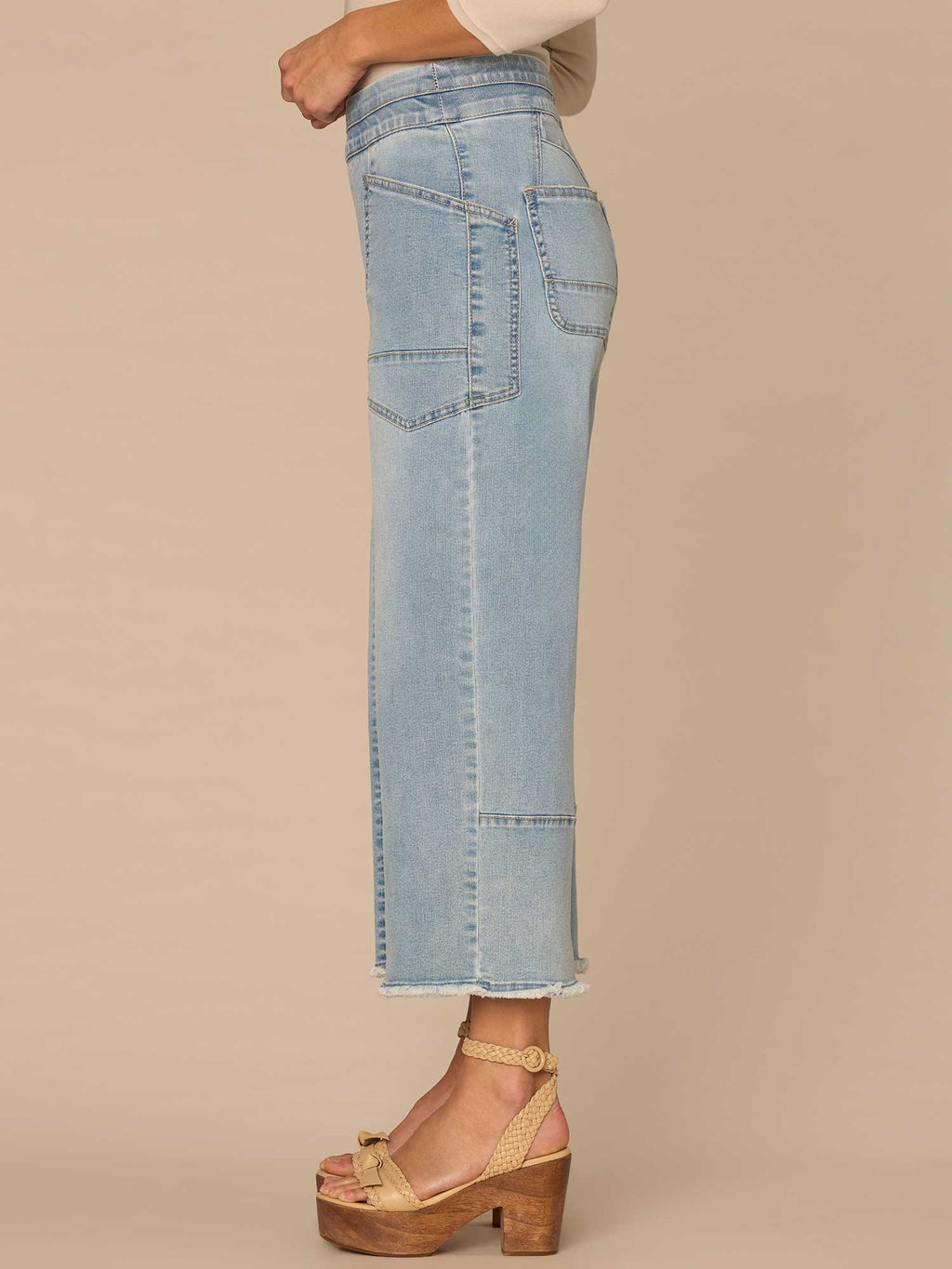 "Ab"solution® Skyrise Glider Cropped Fray Hem Petite Wide Leg Jeans