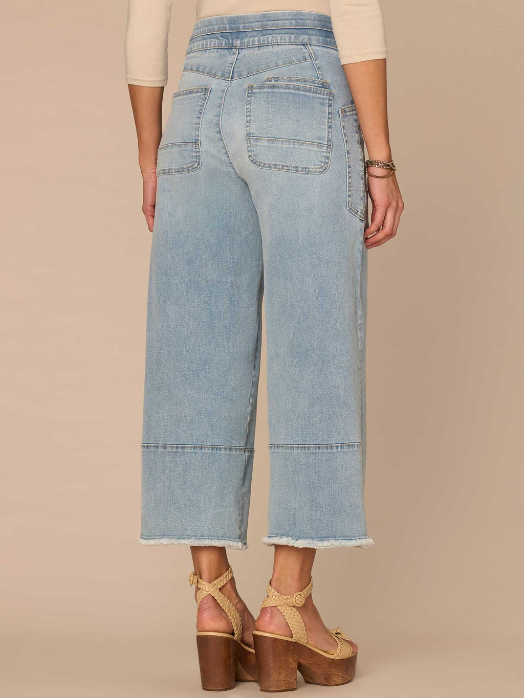 "Ab"solution® Skyrise Glider Cropped Fray Hem Petite Wide Leg Jeans