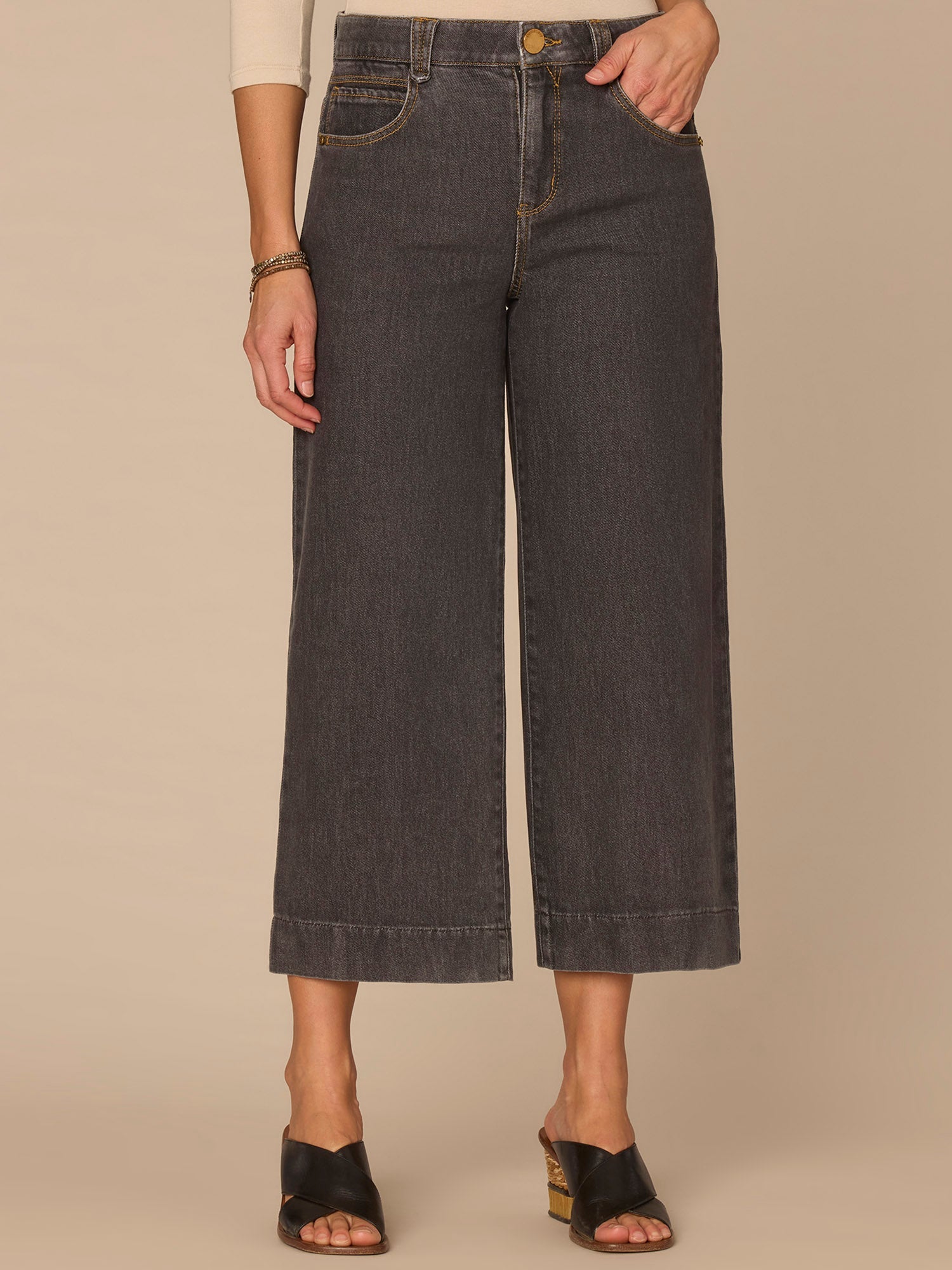 "Ab"solution® High Rise Cropped Petite Wide Leg Jeans in Grey