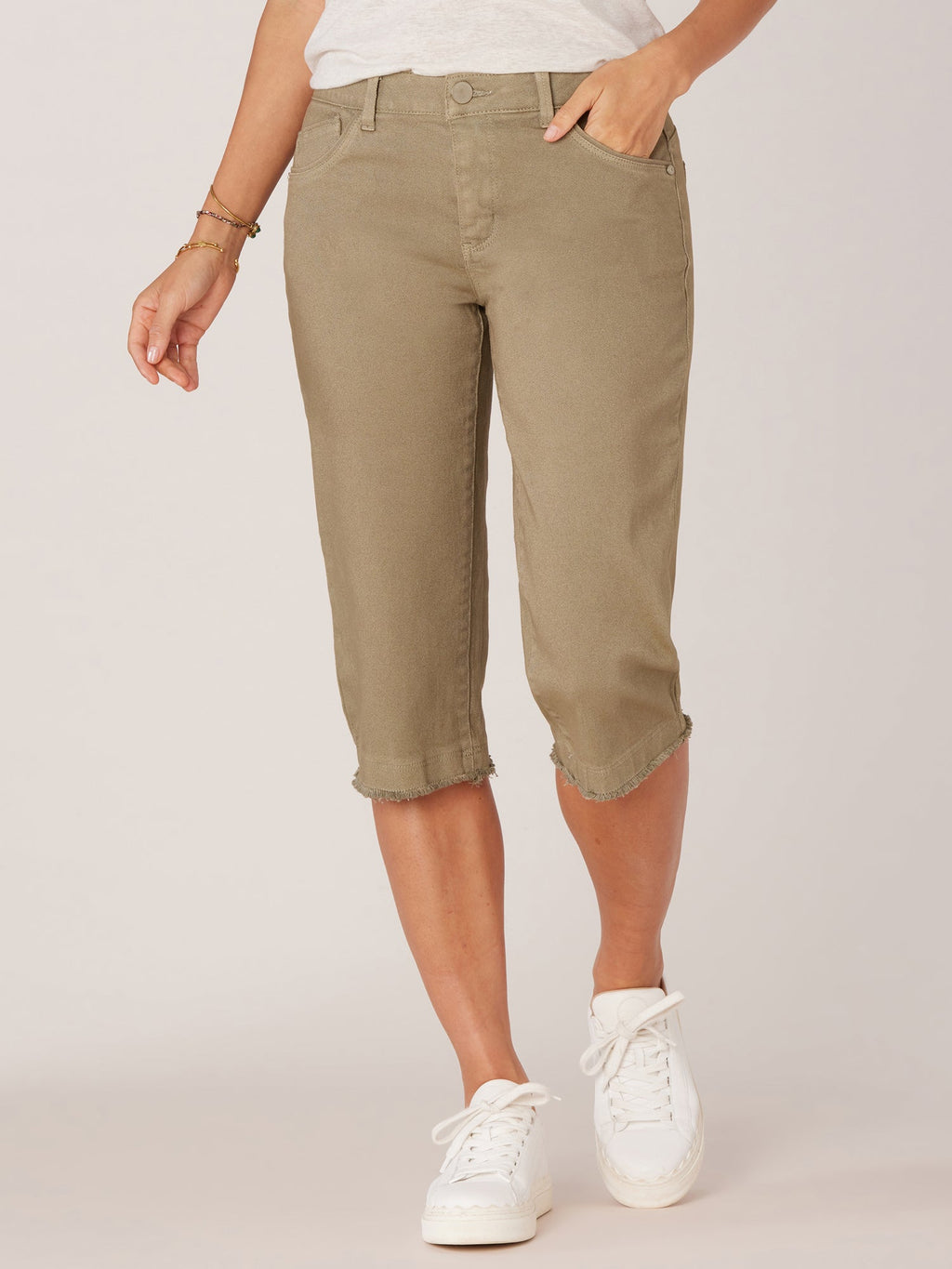 "Ab"solution Petite Mid-Rise Skimmer Pant