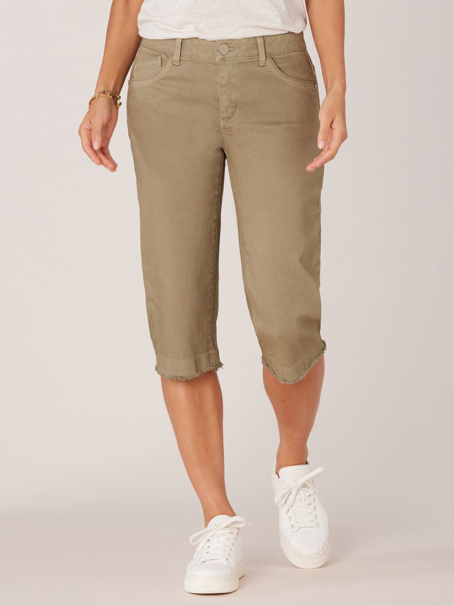 "Ab"solution Petite Mid-Rise Skimmer Pant