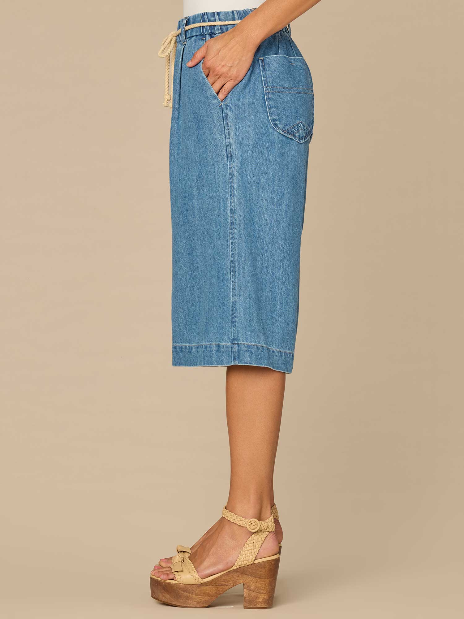 "Ab"leisure Skyrise Petite Relaxed Bermuda Shorts with Rope Tie Belt
