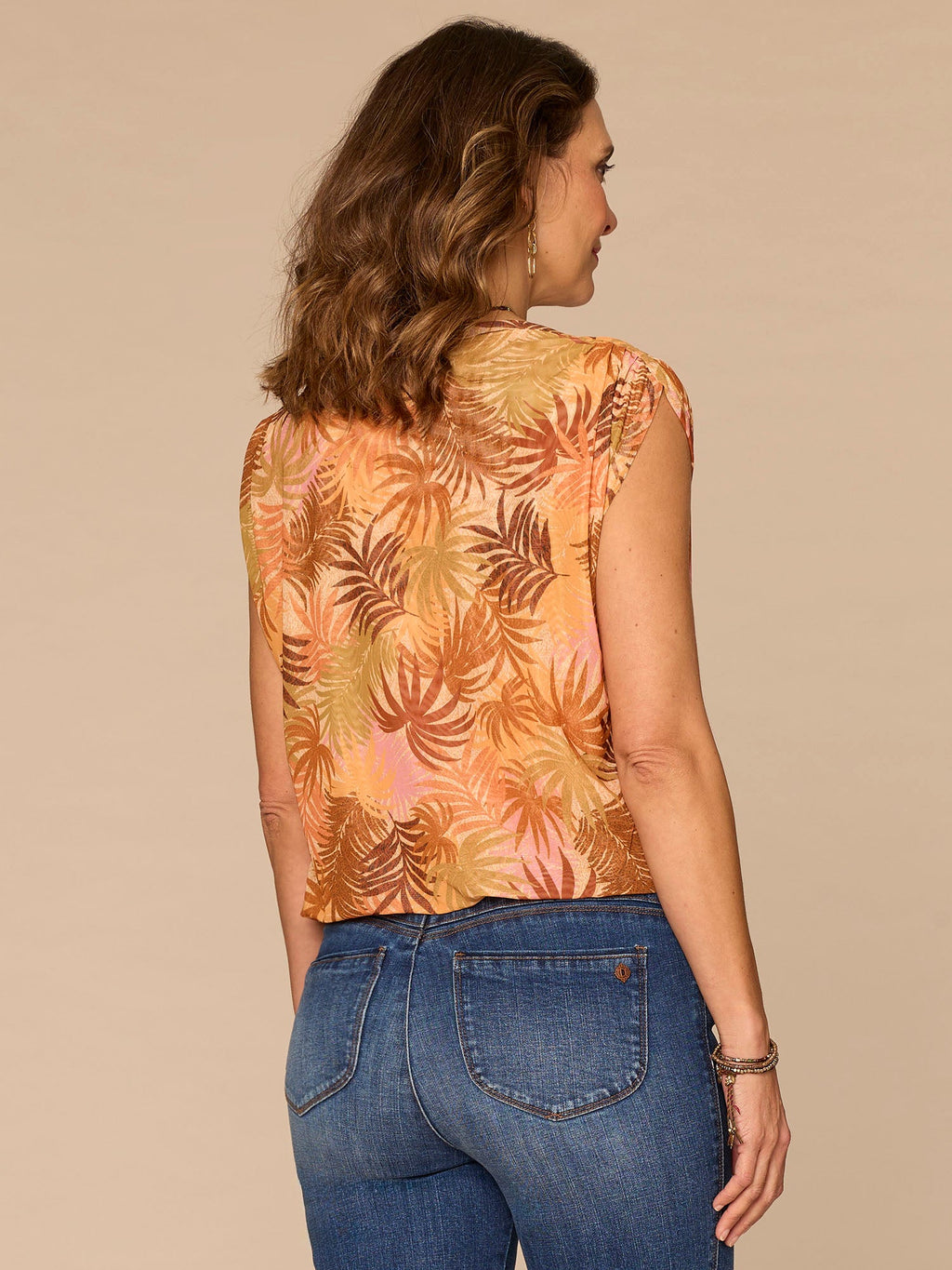 Extended Shoulder Sleeve Boat Neck Printed Bubble Hem Knit Top
