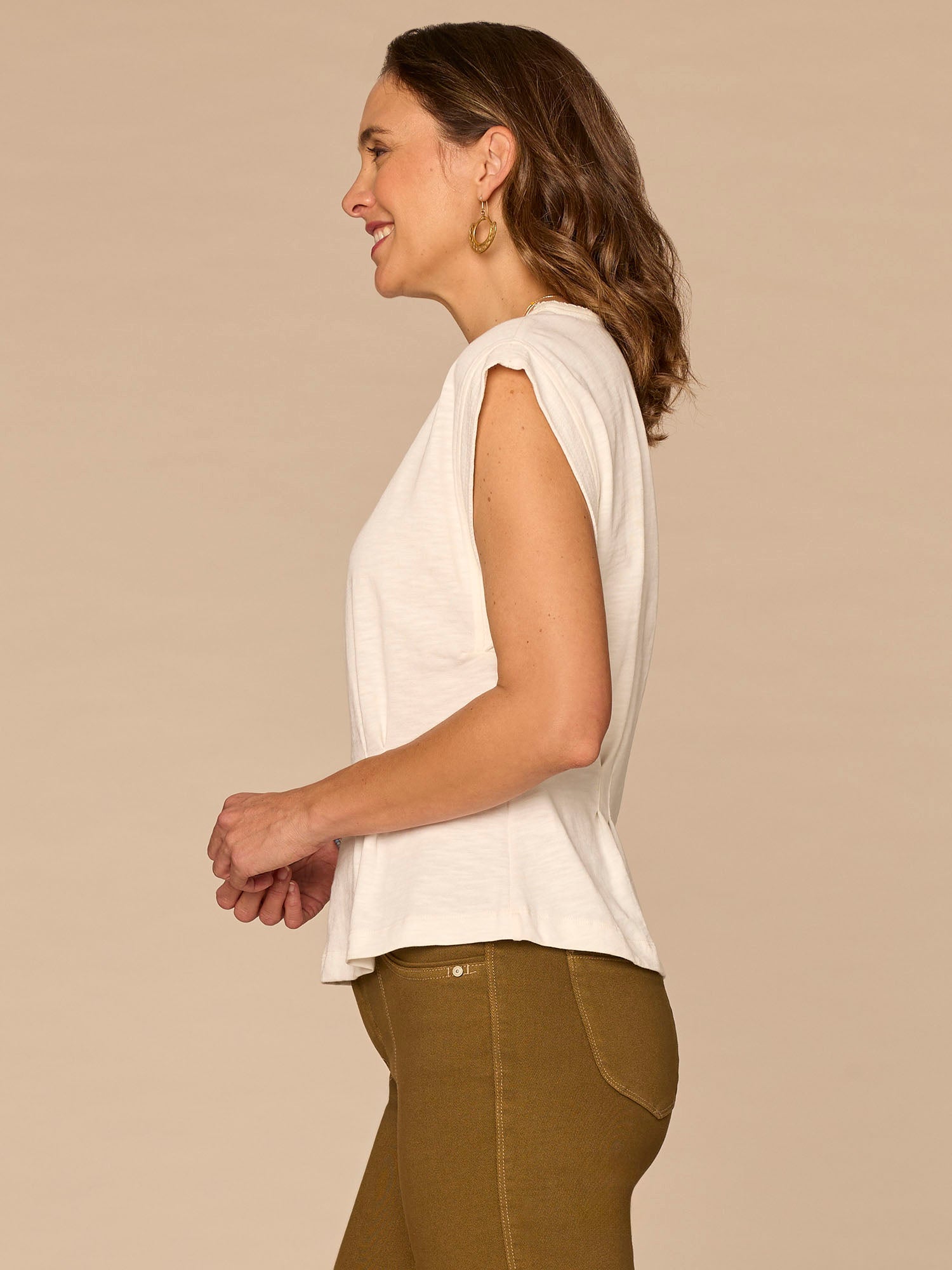 Extended Sleeve Embroidered Scoop Neck Pleated Peplum Knit Top