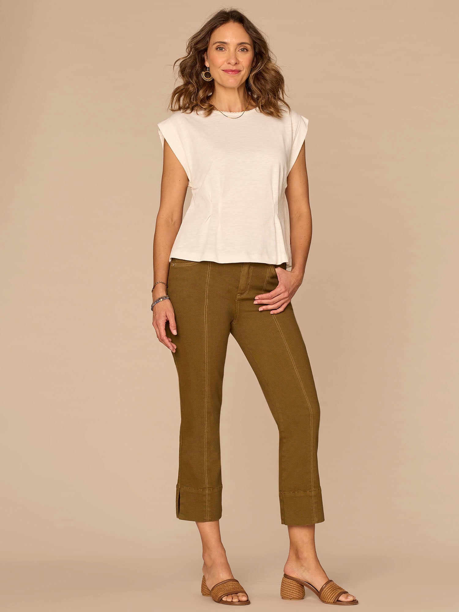 Extended Sleeve Embroidered Scoop Neck Pleated Peplum Knit Top