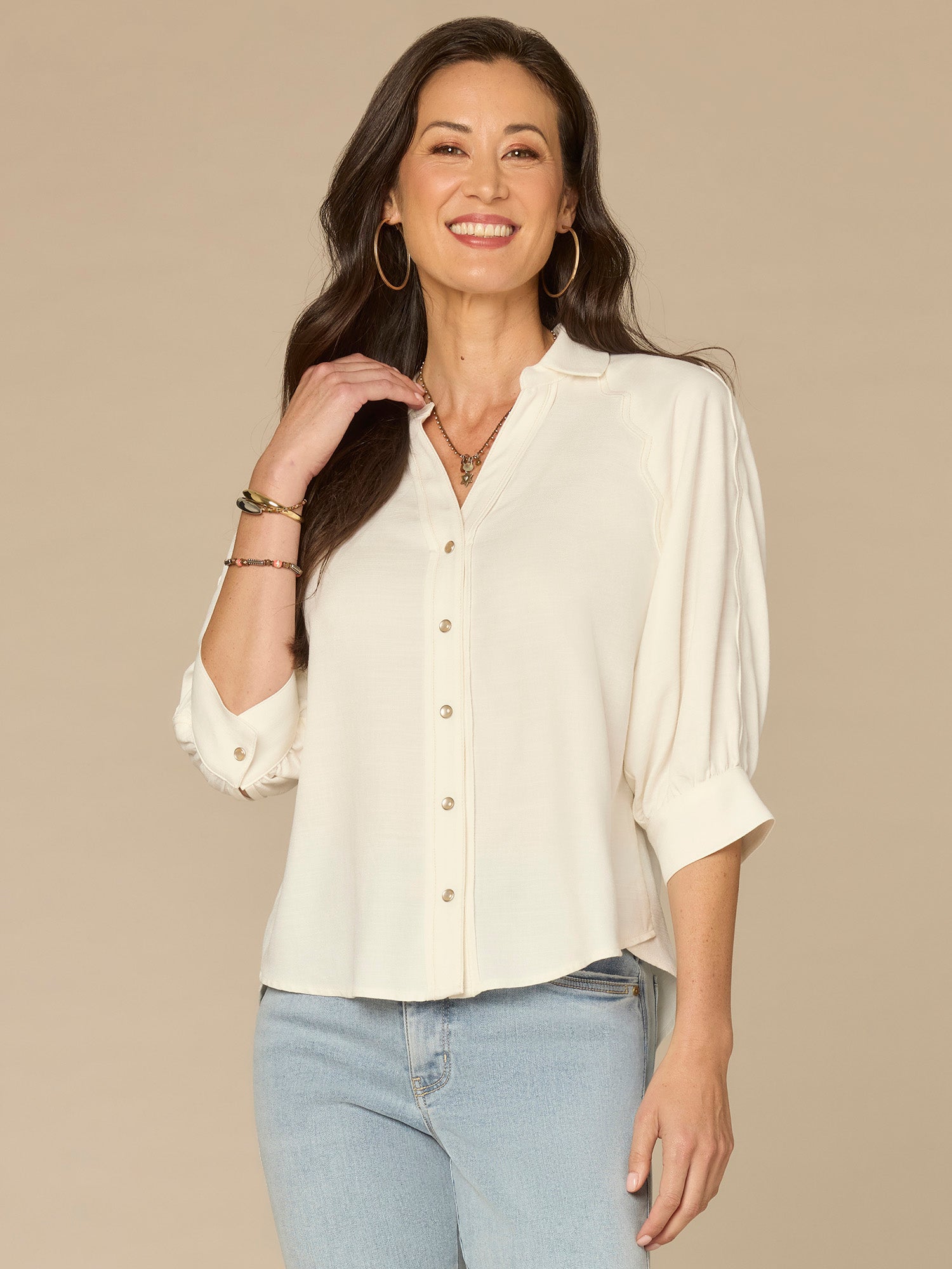 Below Elbow V-Neck Snap Front Woven Shirt with Scallop Edge Detail