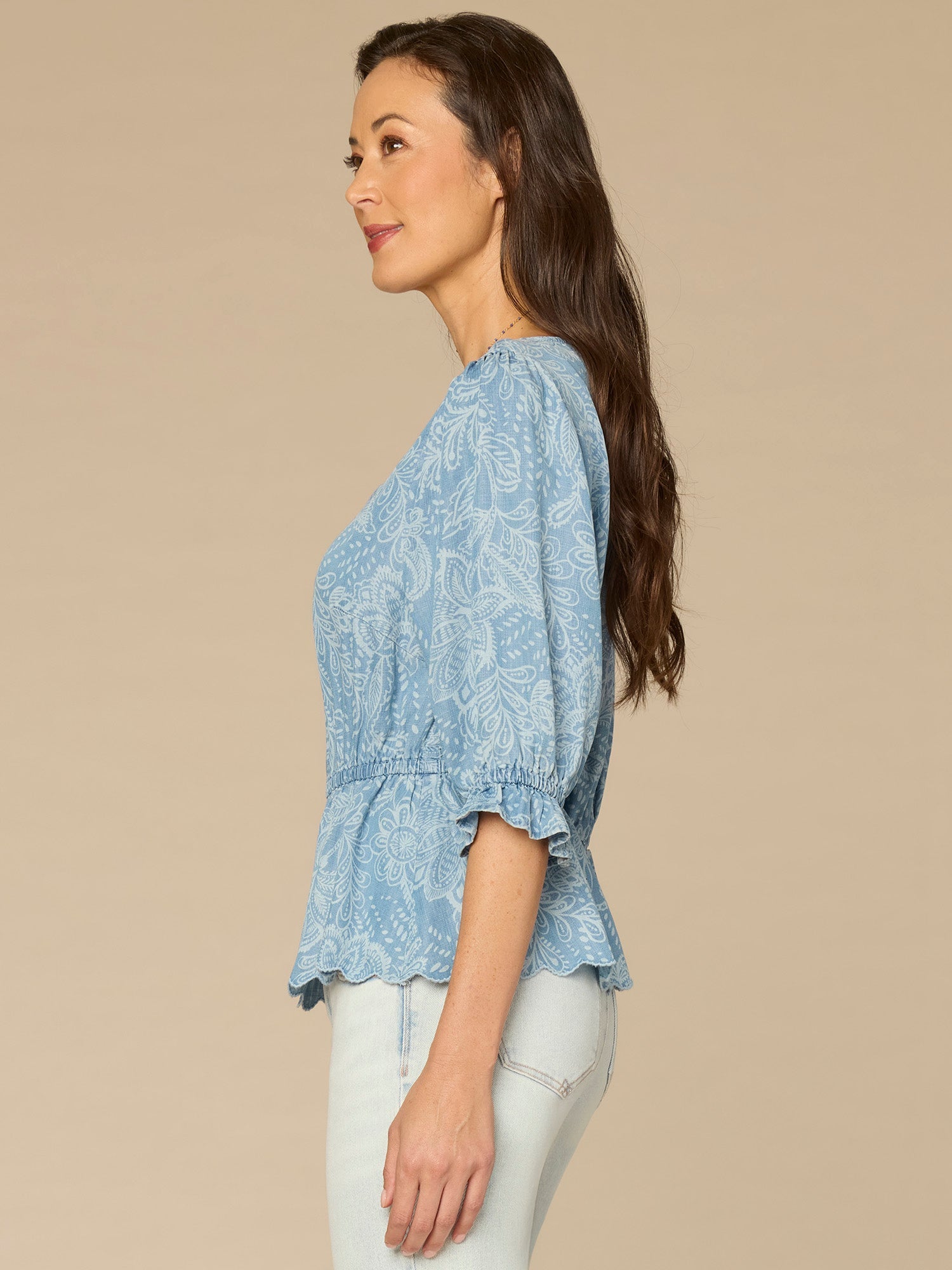 Below Elbow Lantern Sleeve V-Neck Scallop Edge Peplum Woven Top