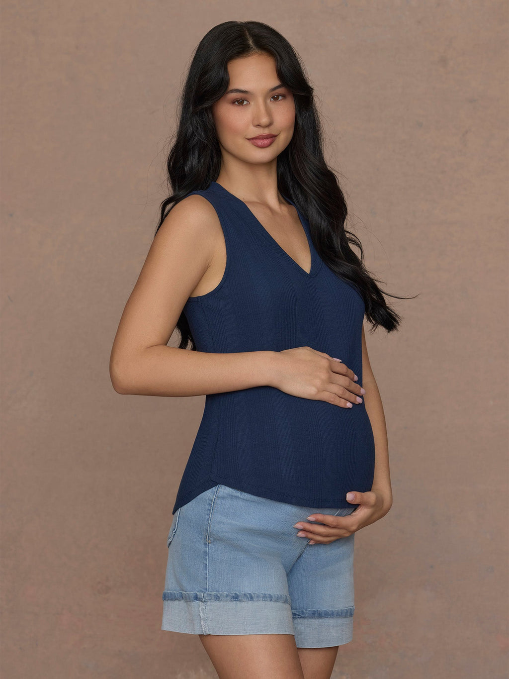 CradleComfort Baby Bump Spade Pocket Maternity Shorts with Roll Cuff