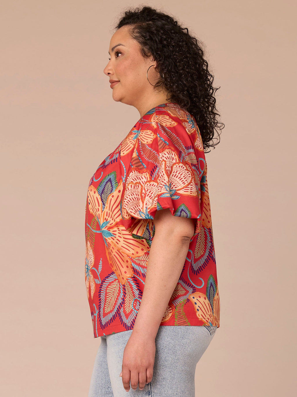 Bubble Sleeve V-Neck Floral Printed Plus Size Woven Top with O-Ring