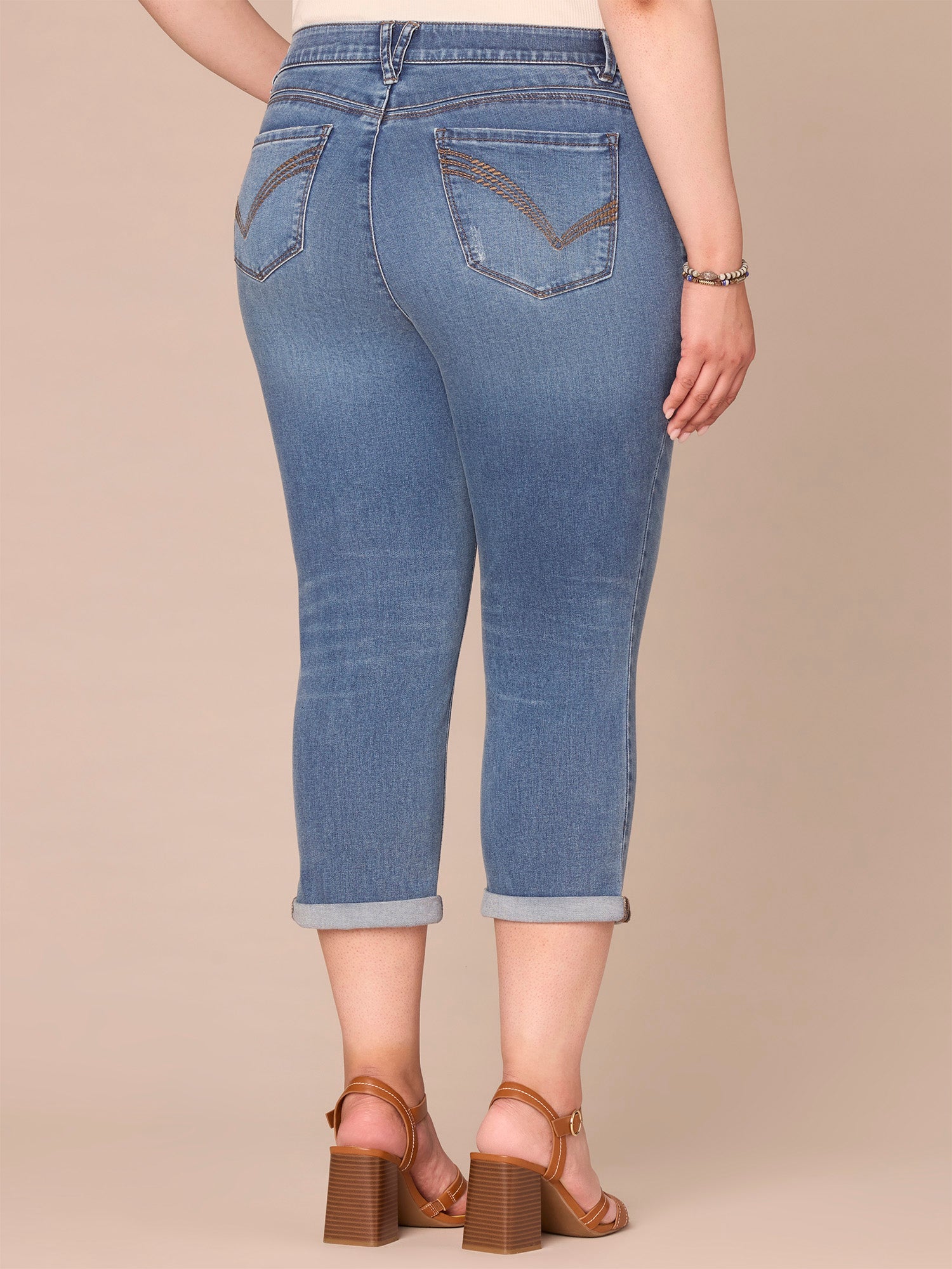"Ab"solution High Rise Rope Embroidered Plus Size Modern Capri Jeans