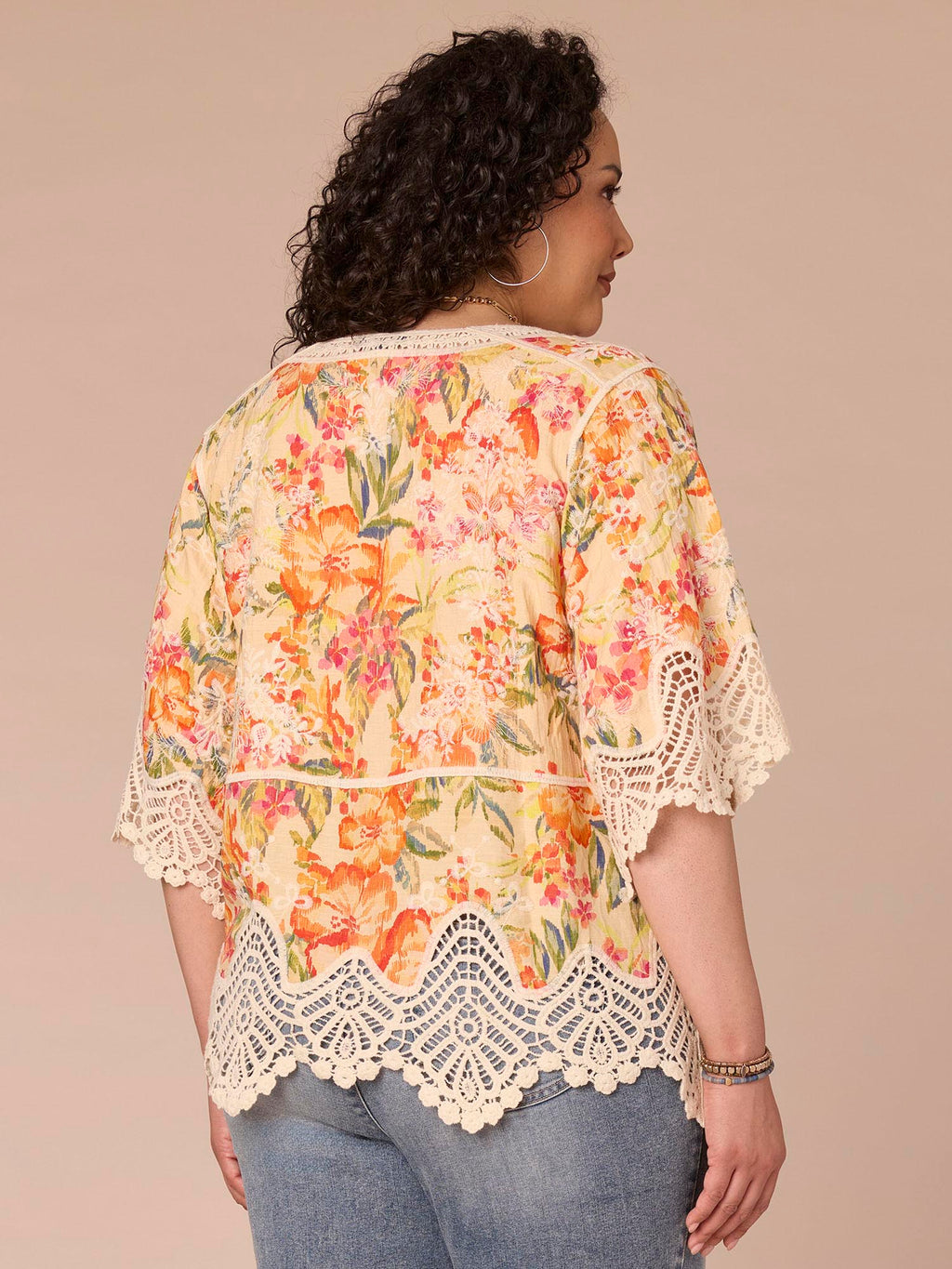 Below Elbow Sleeve V-Notch Neck Scallop Peplum Hem Plus Size Woven Top