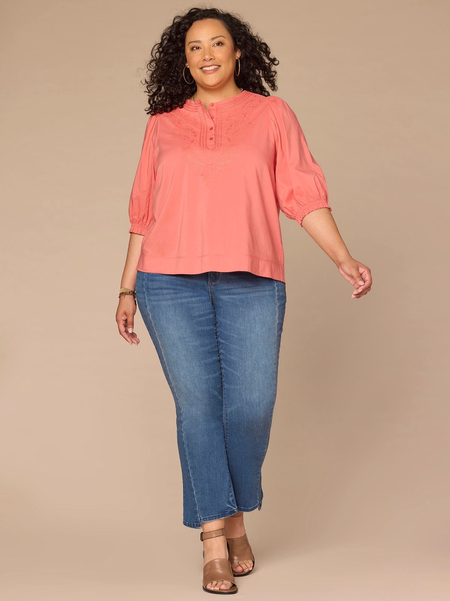 Below Elbow Blouson Sleeve Round Neck Embroidered Plus Size Woven Top