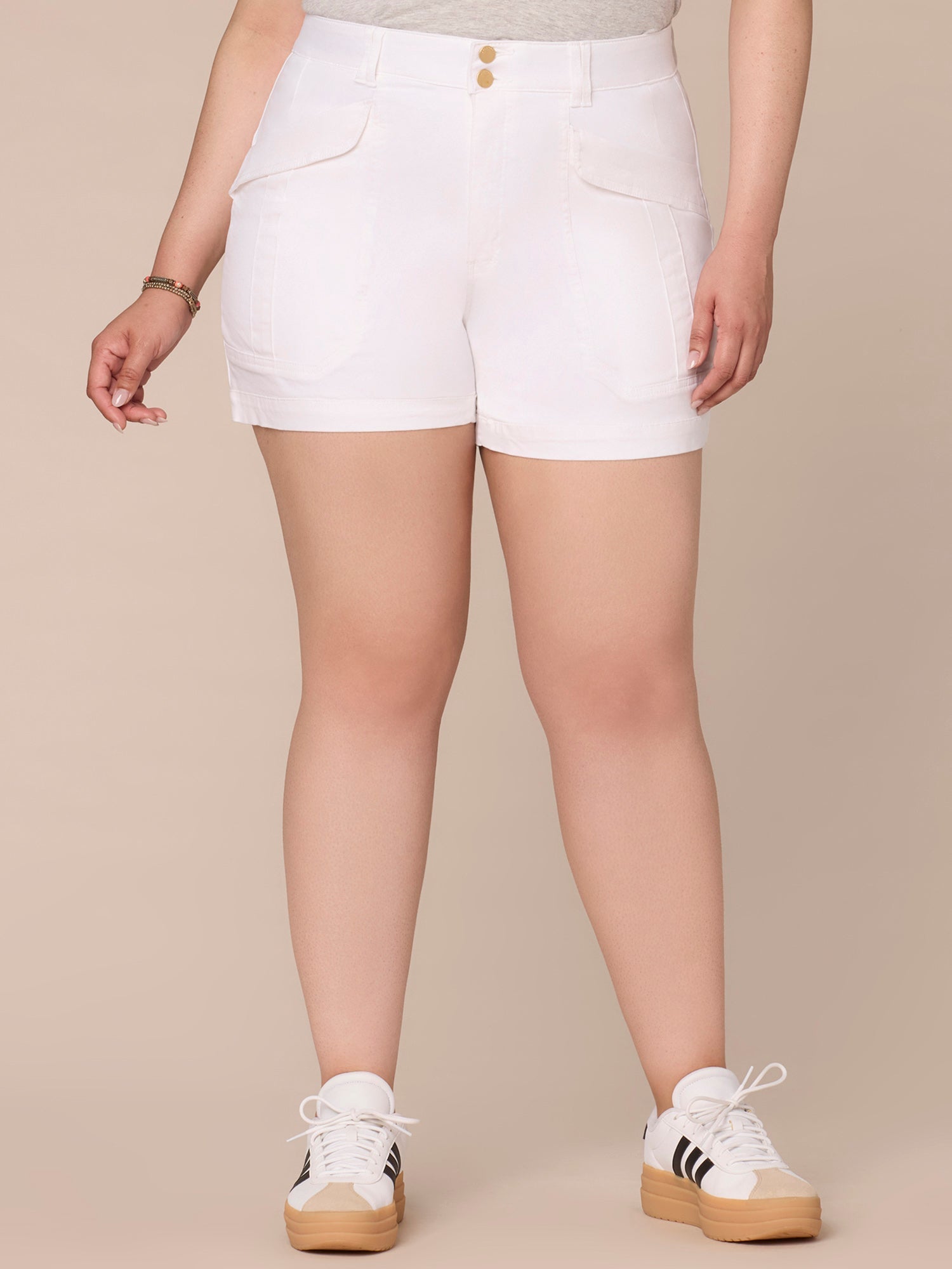 "Ab"solution® High Rise Plus Colored 5 1/2" Cargo Shorts