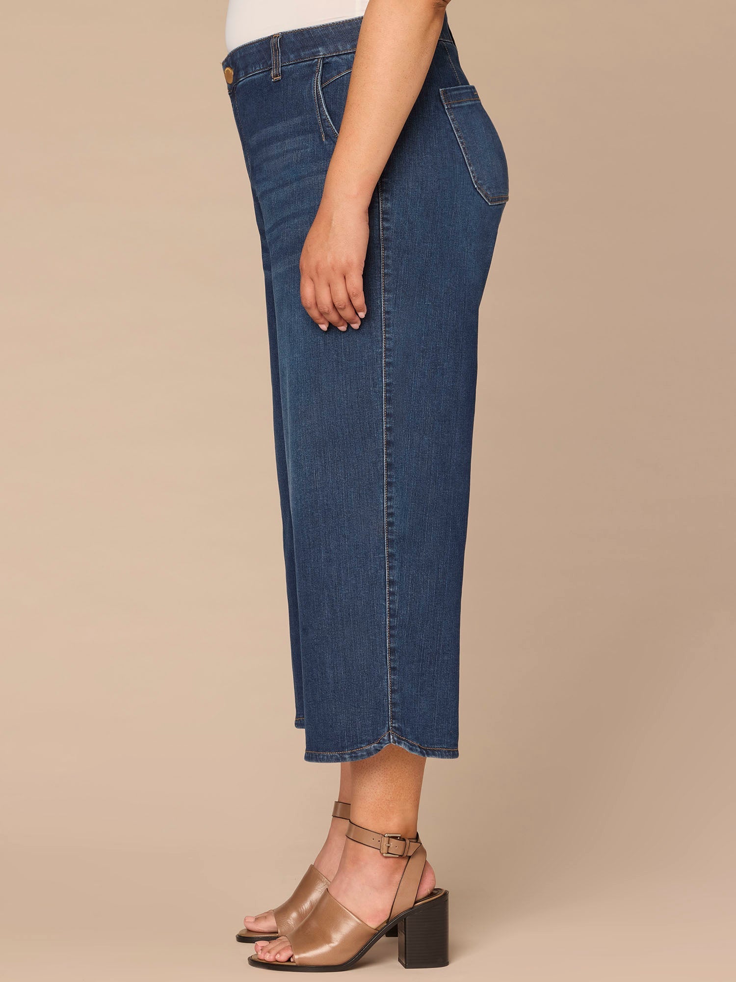 "Ab"solution® Skyrise Dart Seam Tulip Hem Crop Plus Size Wide Leg Jean