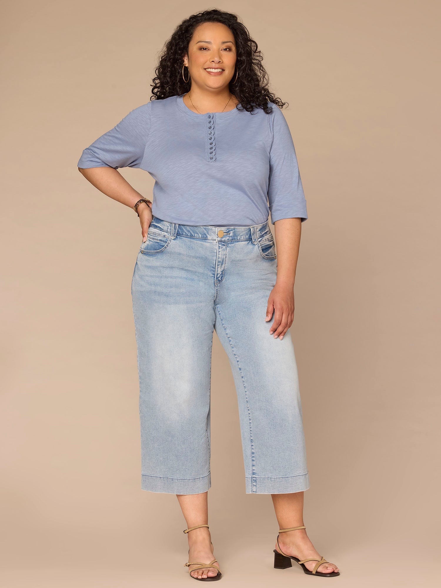 Elbow Roll Cuff Sleeve Scoop Neck Crochet Placket Plus Size Knit Top