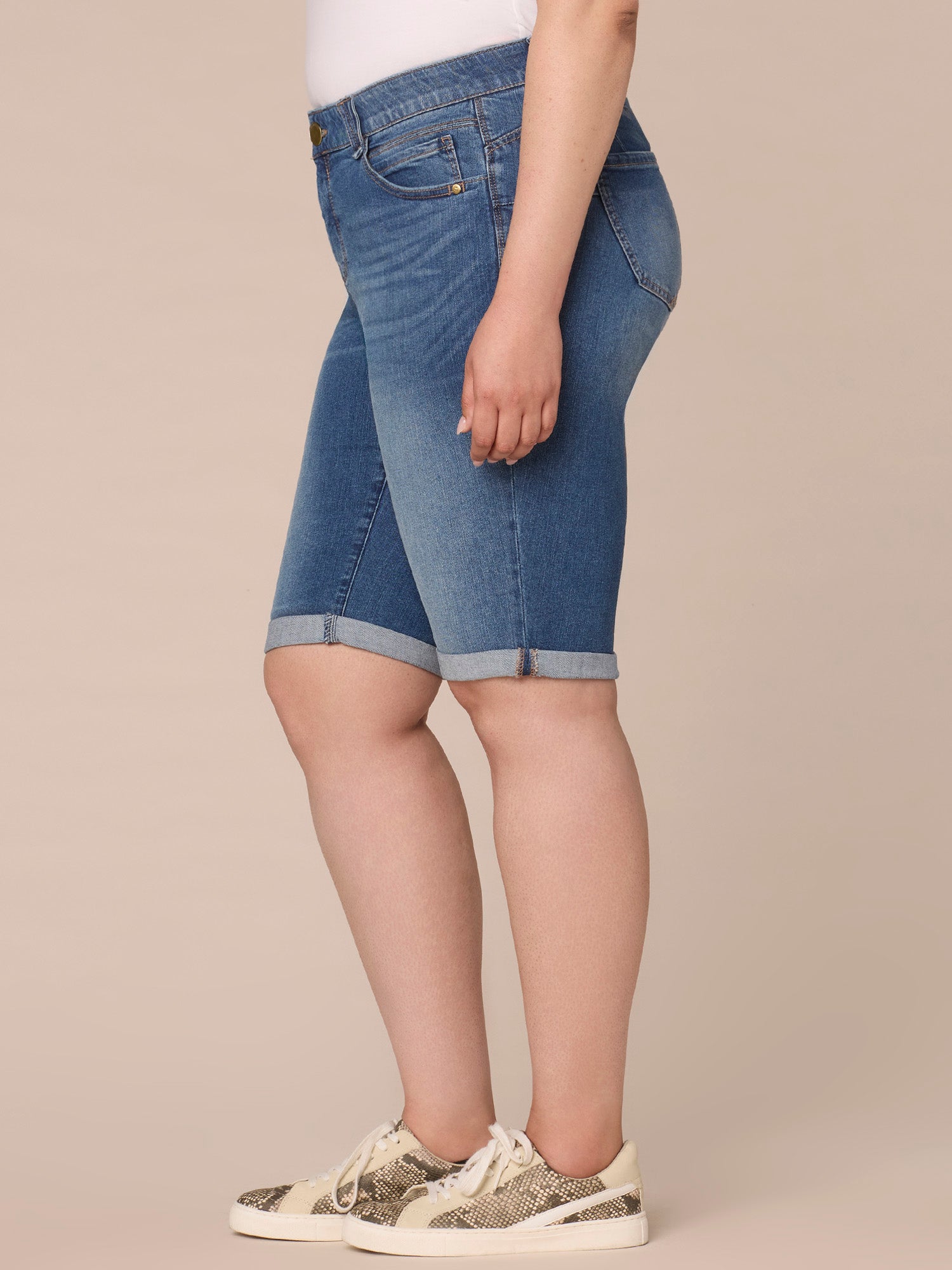 "Ab"solution Mid-Rise Bermuda Plus Size Shorts with Angled Dart Seams