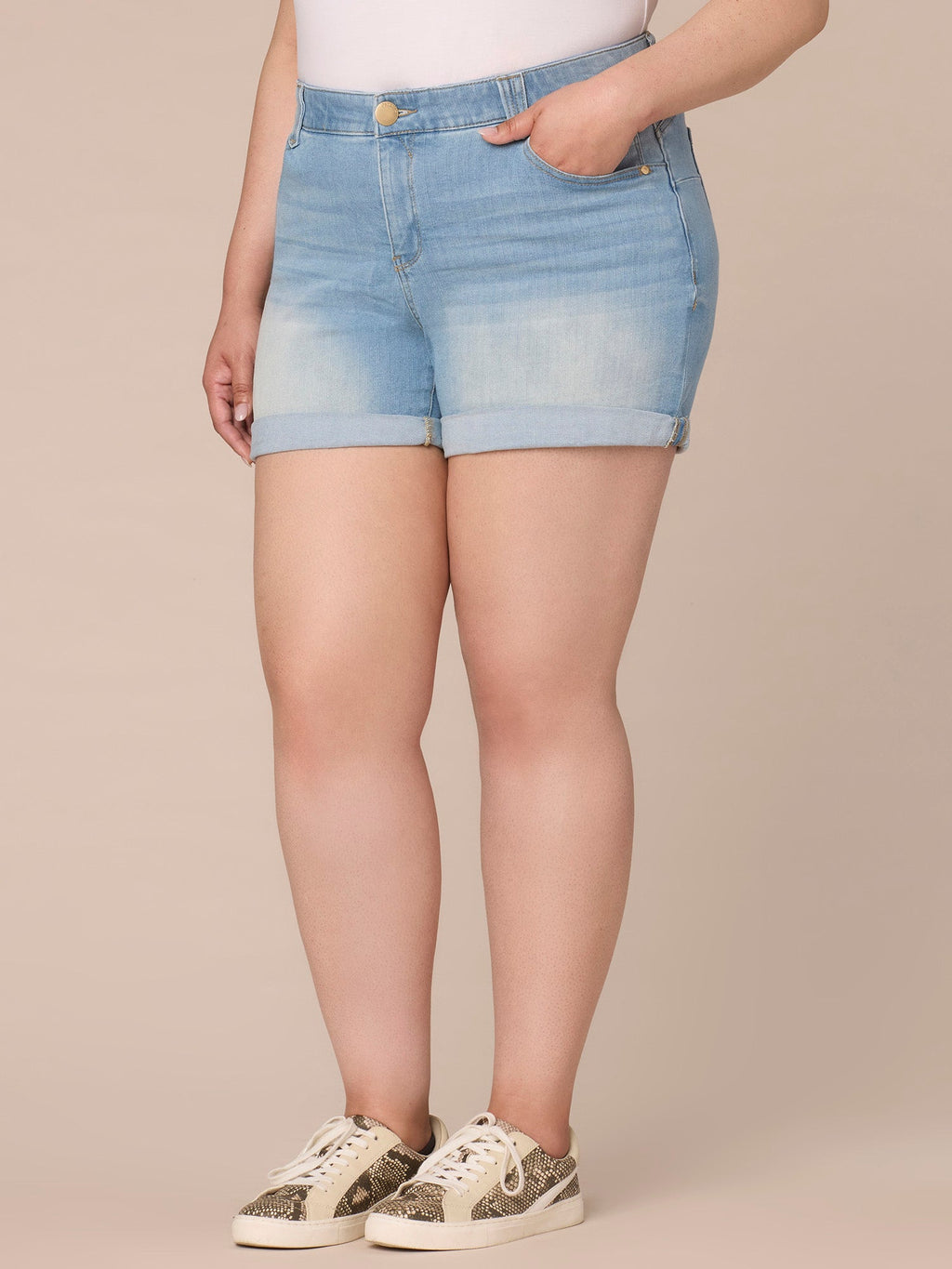 "Ab"solution Mid-Rise Plus Size Shorts with Angled Dart Seams