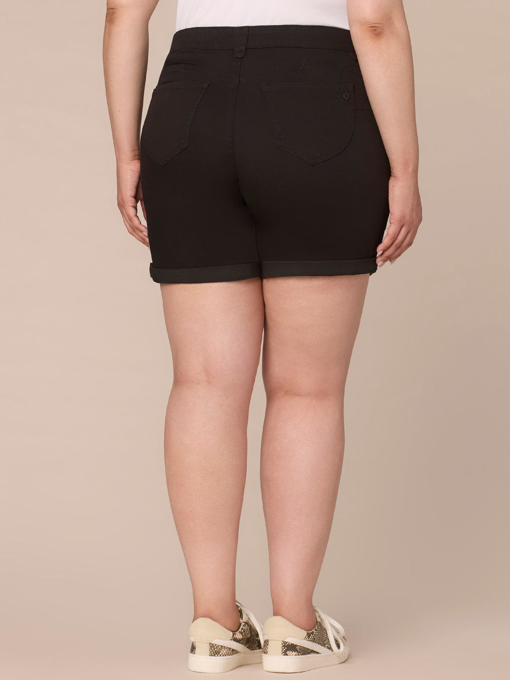 "Ab"solution Plus Size High Rise Short with 7" Inseam