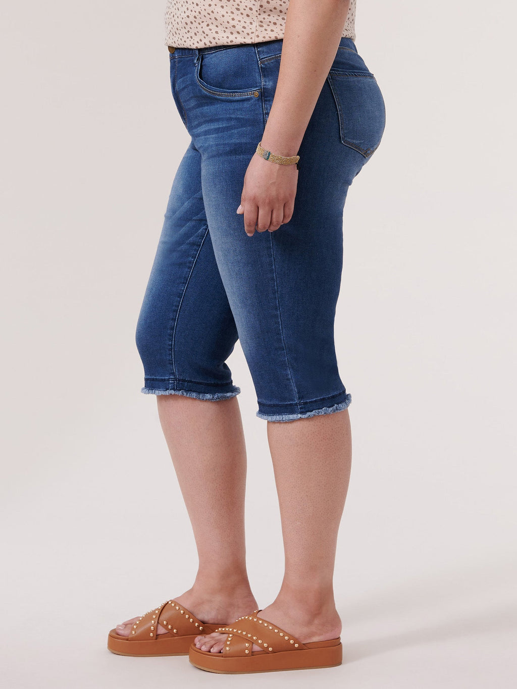 "Ab"solution® Blue Denim Fray Hem Plus Skimmer Capri