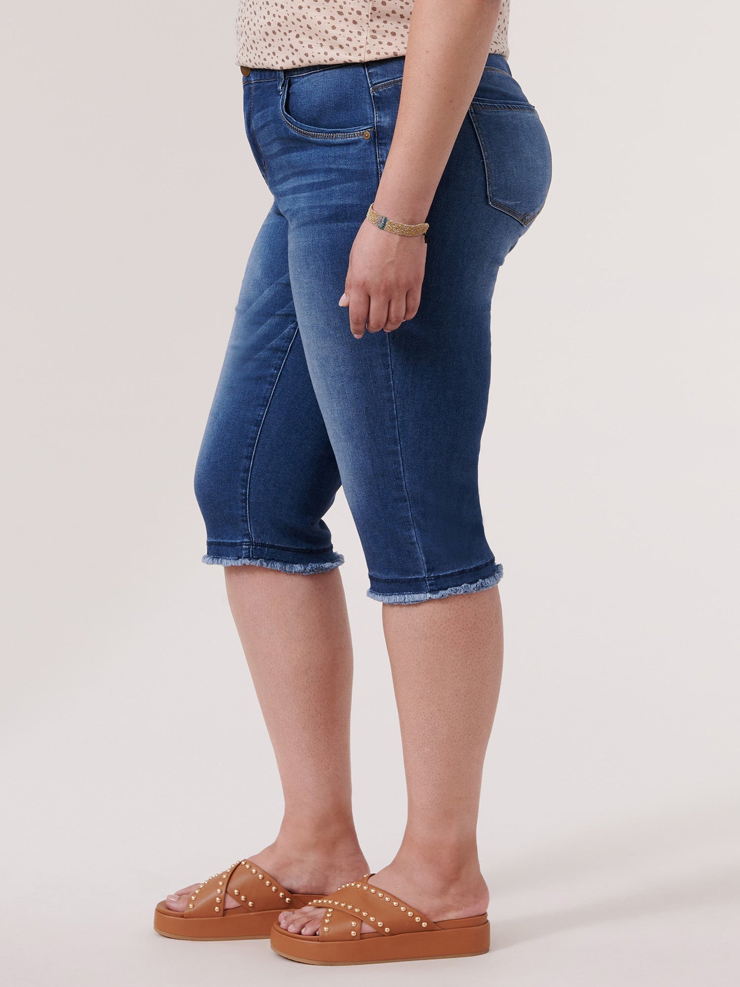 "Ab"solution® Blue Denim Fray Hem Plus Skimmer Capri