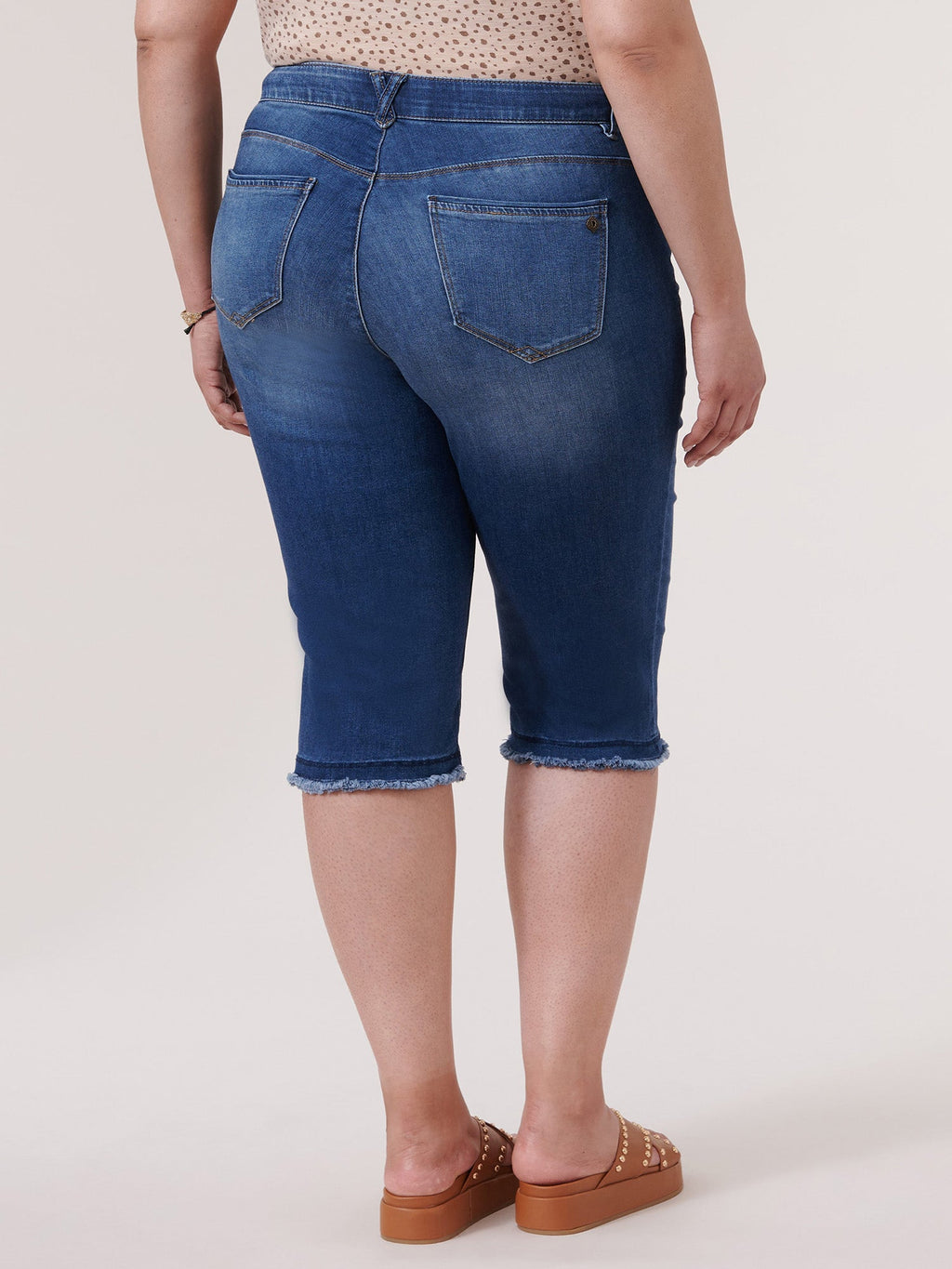 "Ab"solution® Blue Denim Fray Hem Plus Skimmer Capri