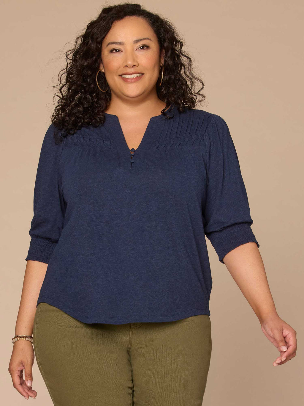 Elbow Blouson Sleeve Mandarin Collar Plus Size Knit Top with Pintuck