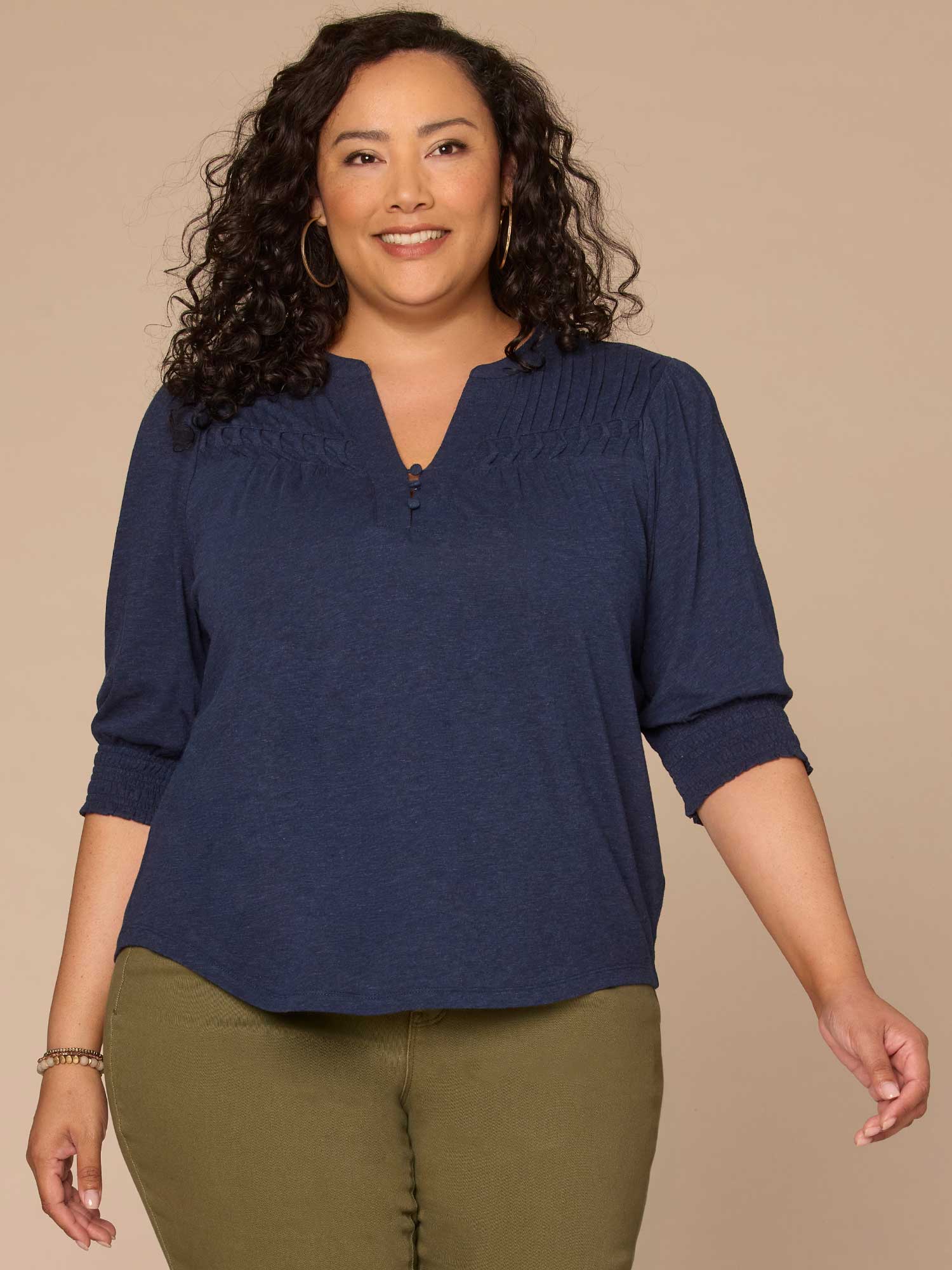 Elbow Blouson Sleeve Mandarin Collar Plus Size Knit Top with Pintuck