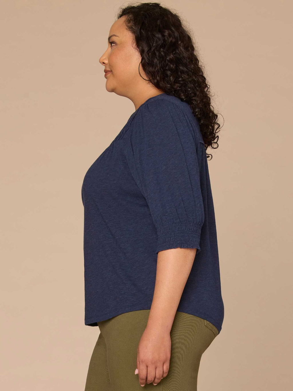 Elbow Blouson Sleeve Mandarin Collar Plus Size Knit Top with Pintuck